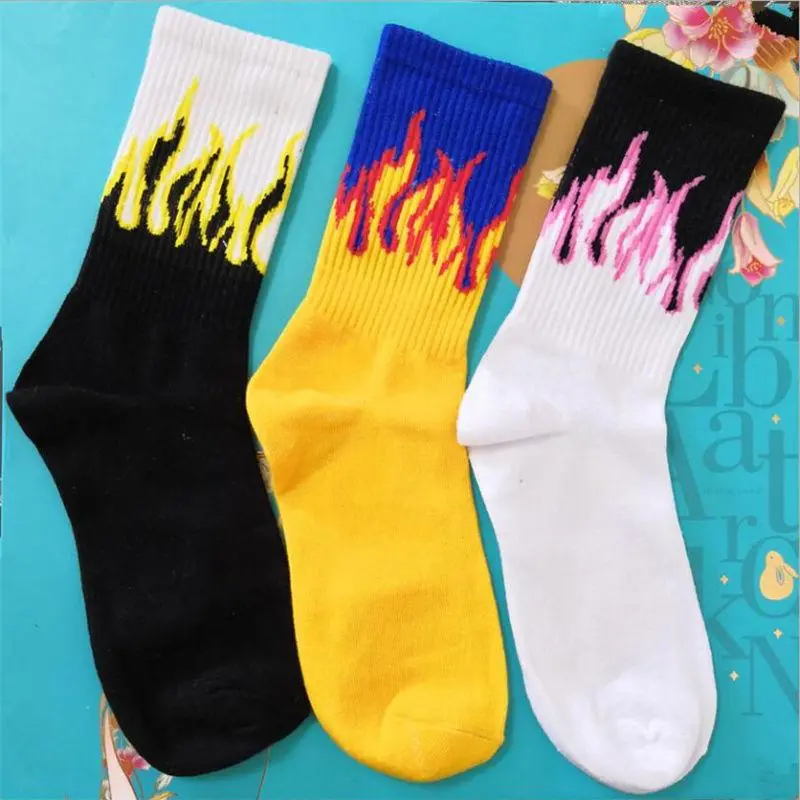 1 Pair Men Fashion Hip Hop Hit Color On Fire Crew Socks Red Flame Blaze Power Torch Hot Warmth Street Skateboard Cotton Socks 1