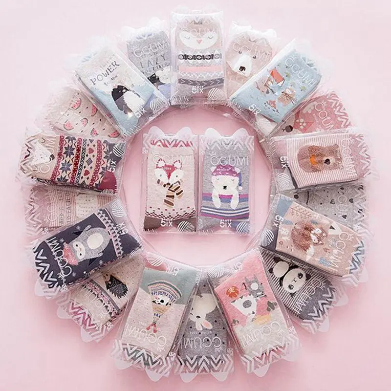 2Pair 2020 Spring Autumn Cute Socks Women Xmas Gift Box Cotton Socks Cartoon Print Creative Fashion Short Happy Socks For Girls 1