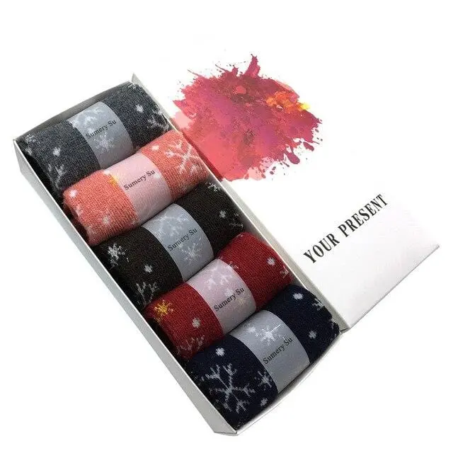 5 Pairs/Lot Wool Socks Women Winter Snow Flower Pattern Cashmere Warm Socks Ladies Girls Christmas Gift 2