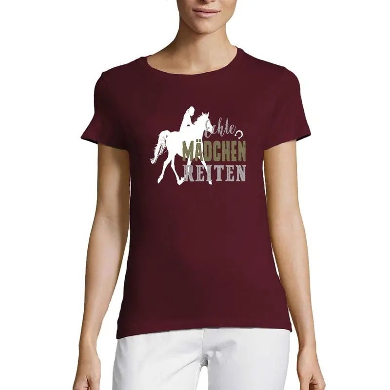 Equestrian Women’s Tee: ‘Echte Mädchen Reiten’ – Short-Sleeve Riding-Inspired Top