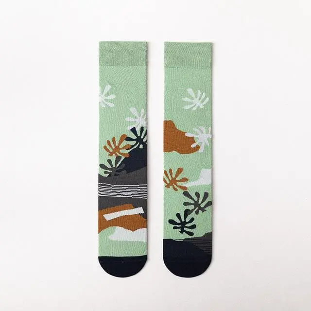 Happy Socks Men Funny Socks Art Harajuku Streetwear Korean Fuzzy Socks Women Men Asymmetrical Knee Socks Print Christmas Socks 7
