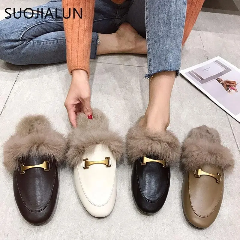 Suojialun Women Flat Slippers Slip On Mules Brand Designers 2019 Fashion Luxury Rivet T-Strap Slides Slip On Loafers Mules 1
