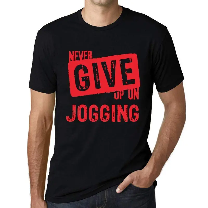 Ultrabasic Homme T-Shirt Graphique Never Give Up On Jogging Noir Profond Texte Rouge 1