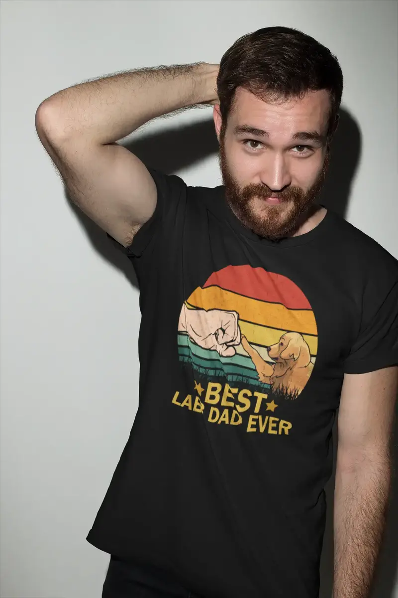 Ultrabasic Men's Graphic T-Shirt Best Lab Dad Ever - Labrador Fist Bump - Vintage Shirt 1