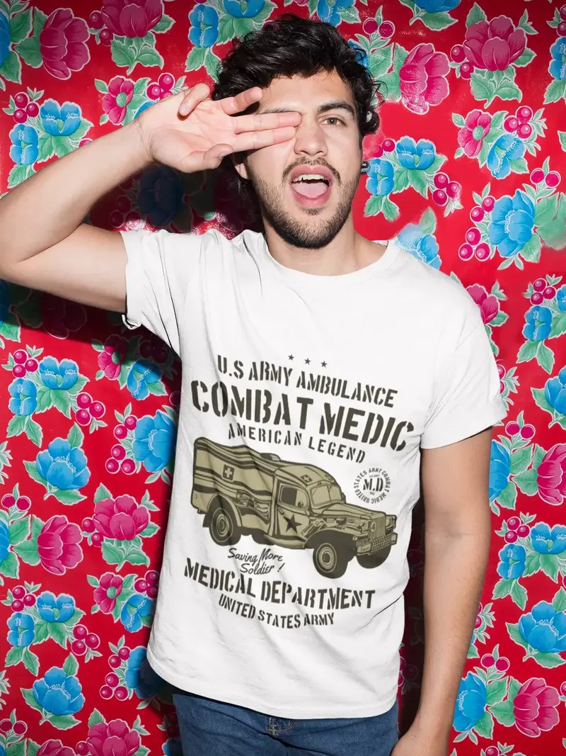 Ultrabasic Men's Graphic T-Shirt Combat Medic - Us Army Ambulance - Vintage Shirt 1