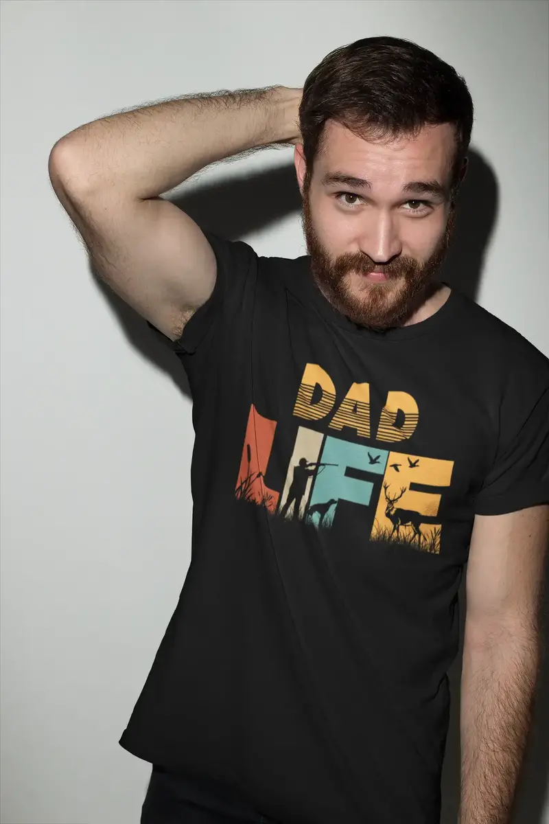 Ultrabasic Men's Graphic T-Shirt Dad Life - Family Time - Hunting Deer 1
