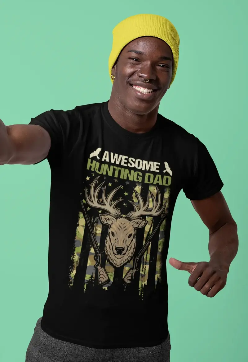 Ultrabasic Men's T-Shirt Awesome Hunting Dad - Deer Hunter Tee Shirt 1