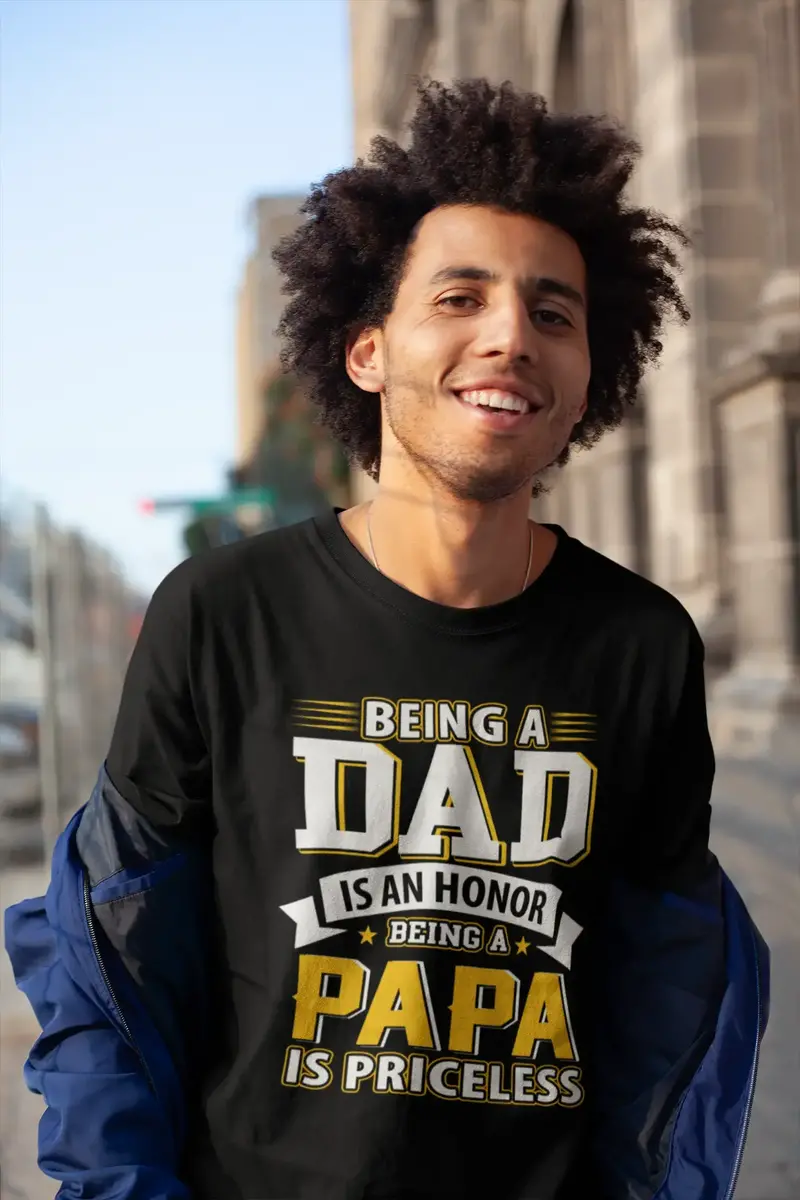 Ultrabasic Men's T-Shirt Being A Papa Is Priceless - Funny Dad Tee Shirt 1