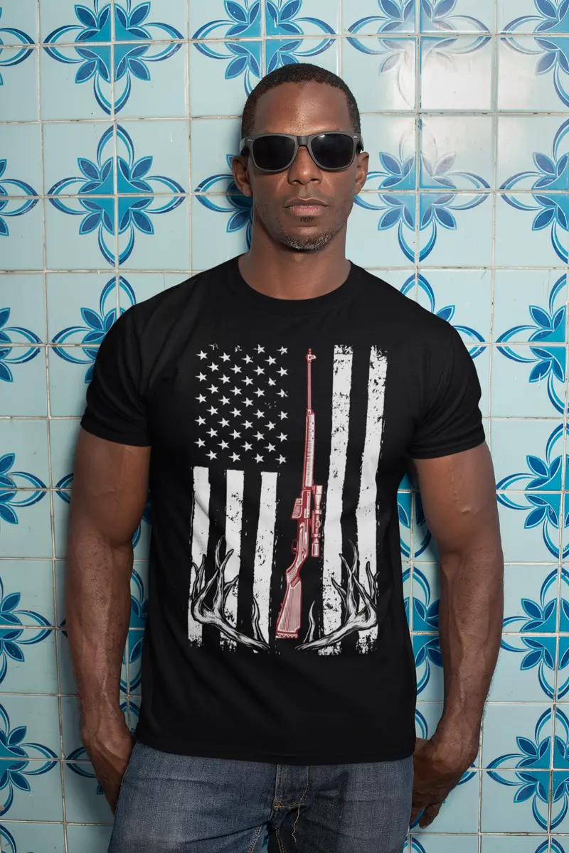 Ultrabasic Men's T-Shirt Deer Us Flag Hunting - Hunter Tee Shirt 1