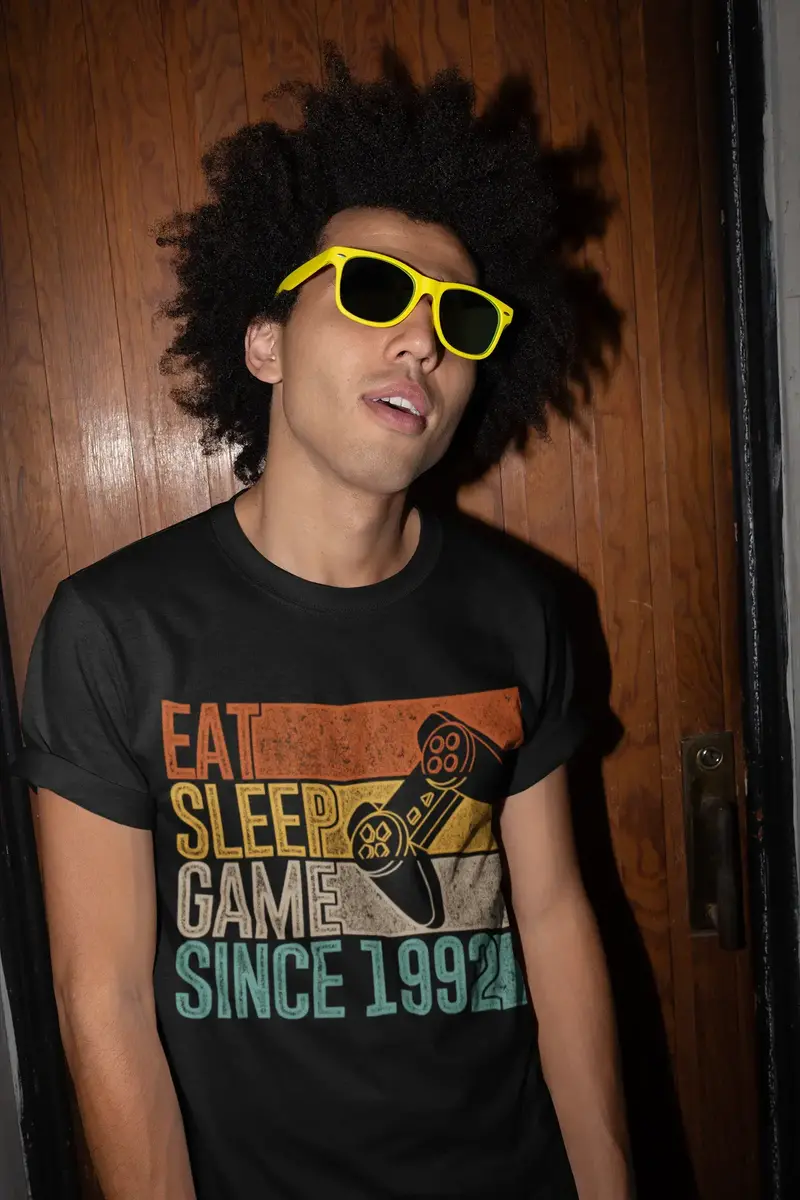 Ultrabasic Men's T-Shirt Eat Sleep Game Since 1992 - Gift For 28Th Birthday - Gamer Tee Shirt 1