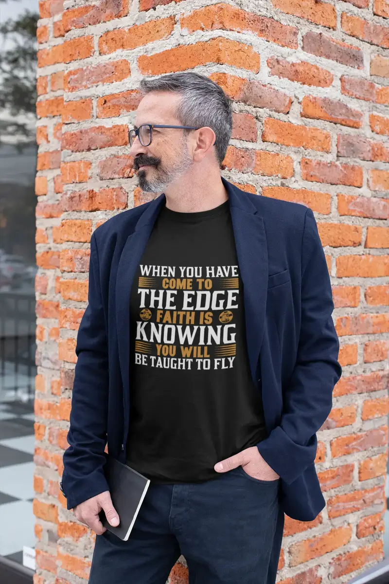 Ultrabasic Men's T-Shirt Faith Is Knowing You Will Be Taught To Fly - Religious Shirt 1