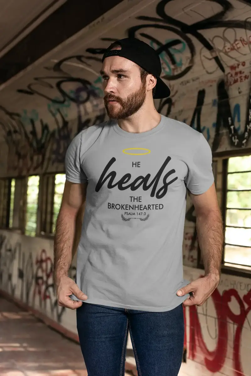 Ultrabasic Men's T-Shirt He Heals The Broken Heart - Bible Christian Religious Shirt 1
