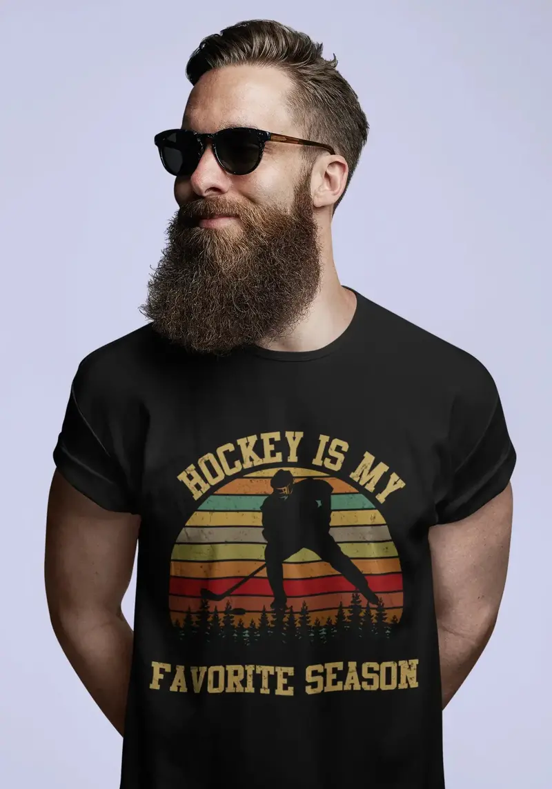 Ultrabasic Men's T-Shirt Hockey Is My Favorite Season - Retro Sport Tee Shirt 1