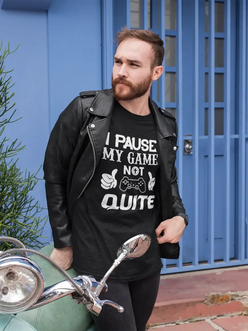 Ultrabasic Men's T-Shirt I Pause My Game Not Quite - Humor Joke - Graphic Apparel 1