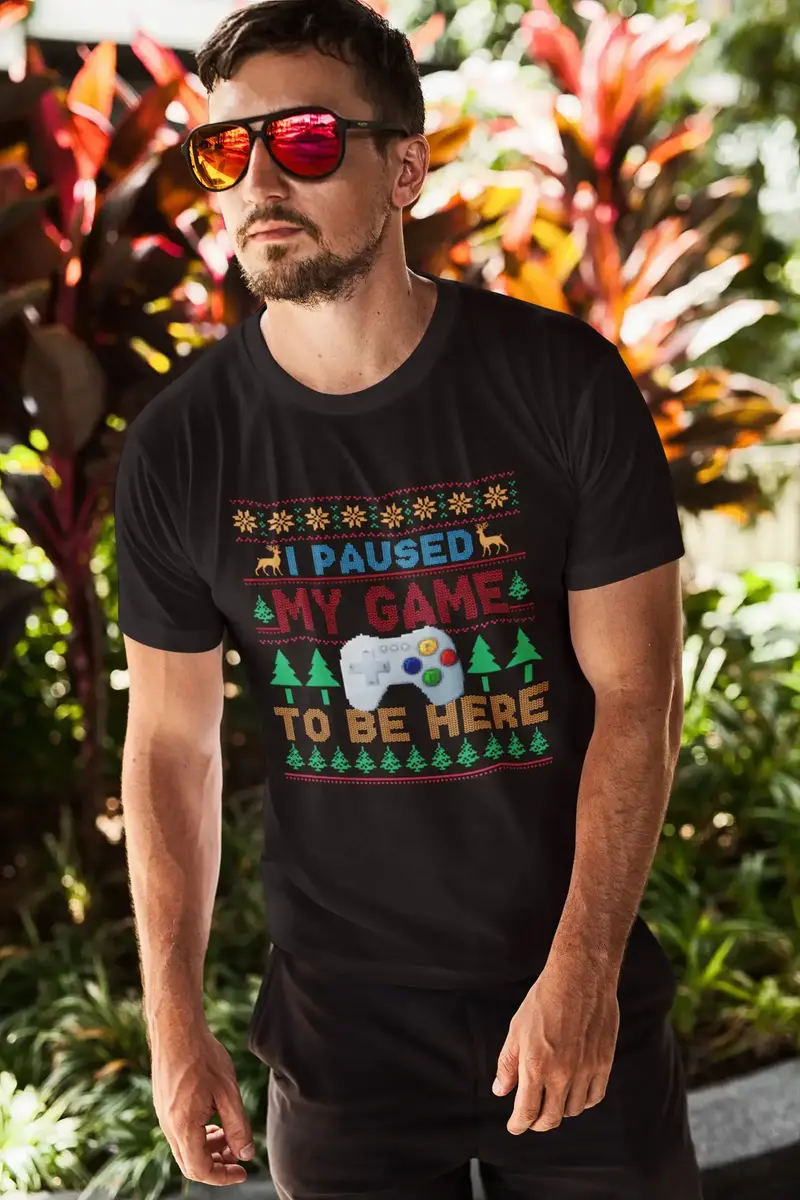 Ultrabasic Men's T-Shirt I Paused My Game To Be Here - Funny Shirt For Christmas 1