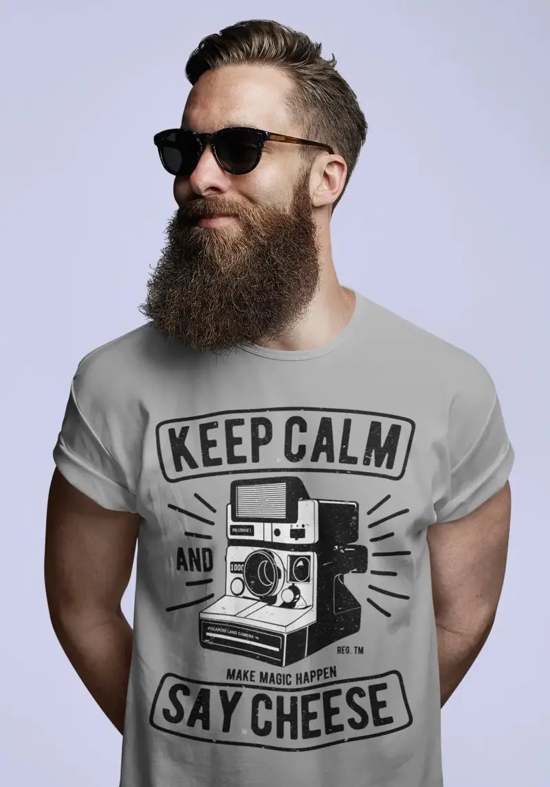 Ultrabasic Men's T-Shirt Keep Calm And Say Cheese - Make Magic Happen - Old Camera 1