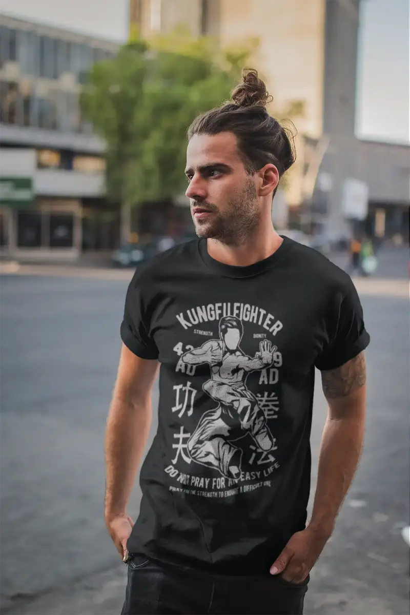 Ultrabasic Men's T-Shirt Kung Fu Fighter - Martial Arts Vintage Graphic Tee 1