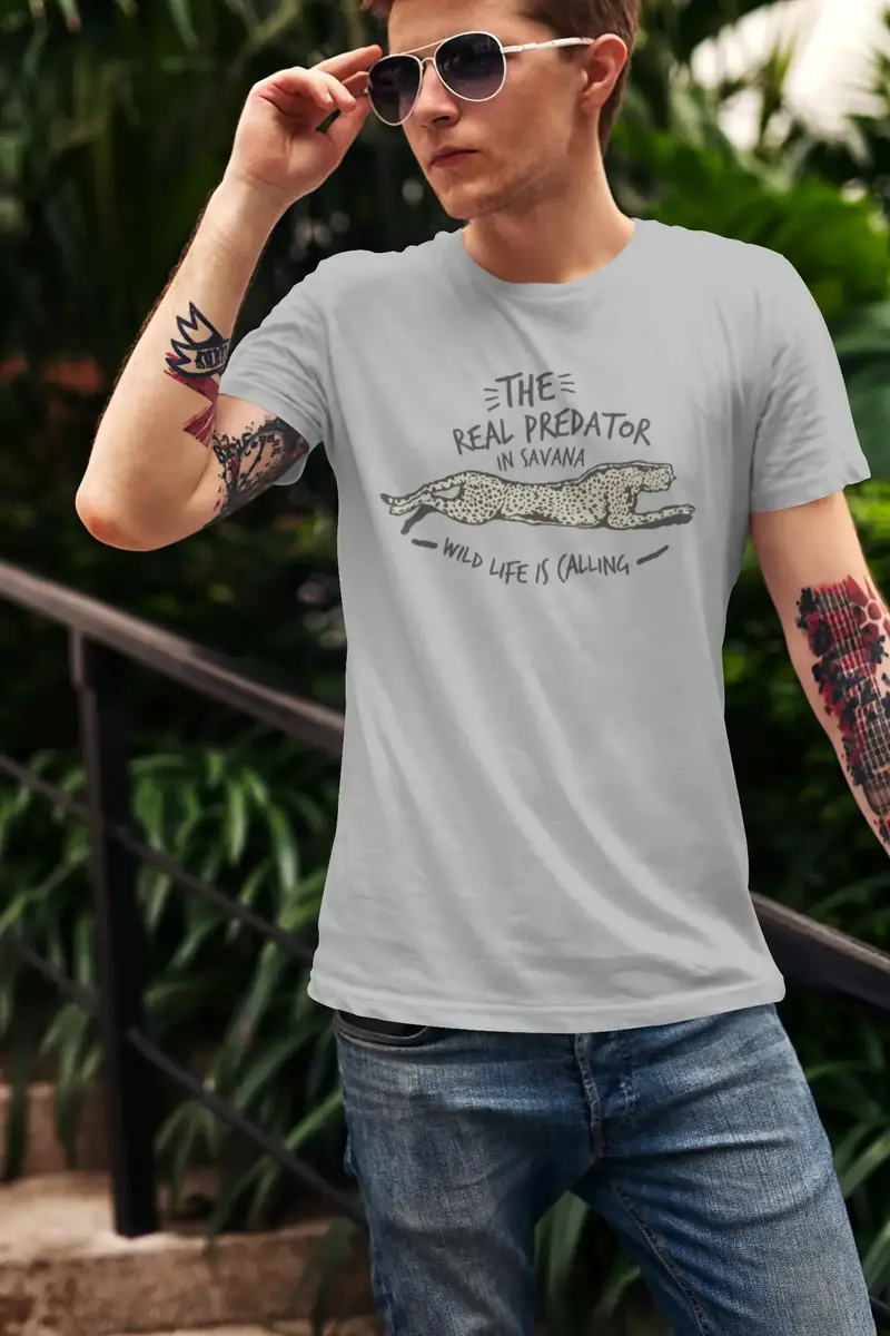Ultrabasic Men's T-Shirt Real Predator In Savana Wild Life - Cheetah Shirt For Men 1