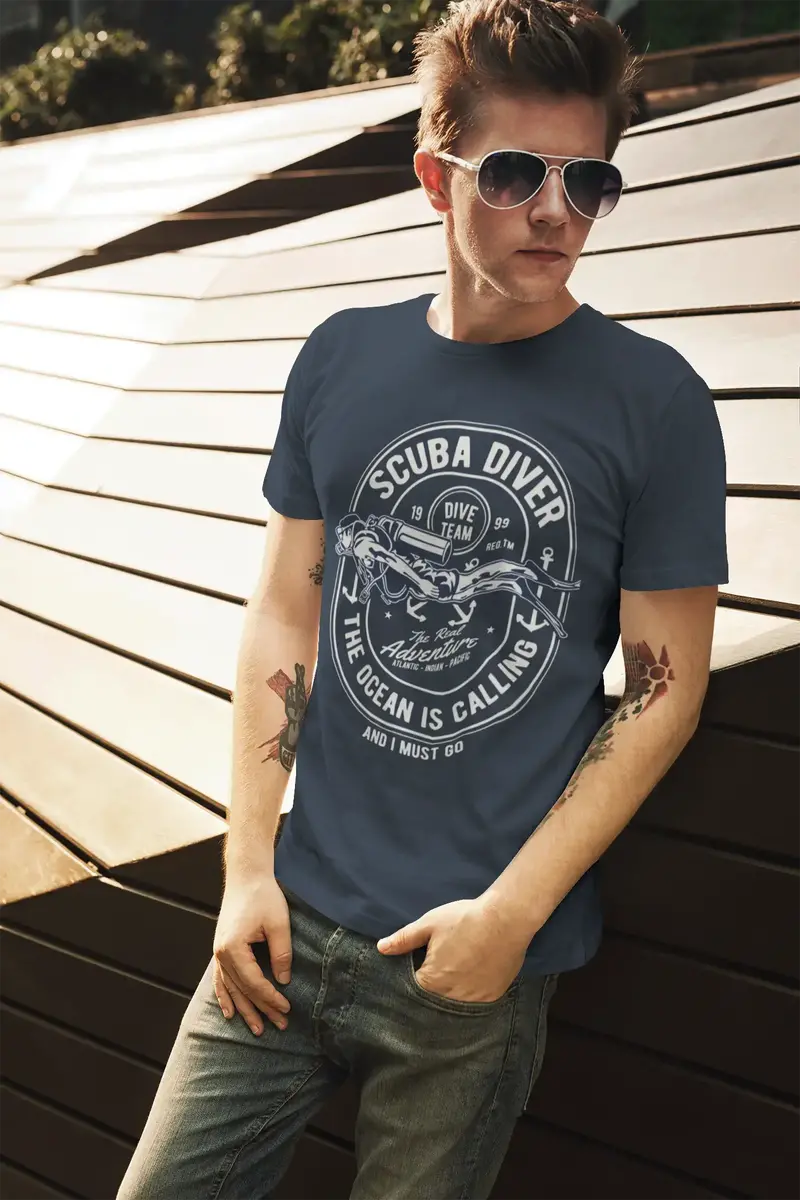 Ultrabasic Men's T-Shirt Scuba Diver - Ocean Is Calling - Dive Team Adventure Tee Shirt 1