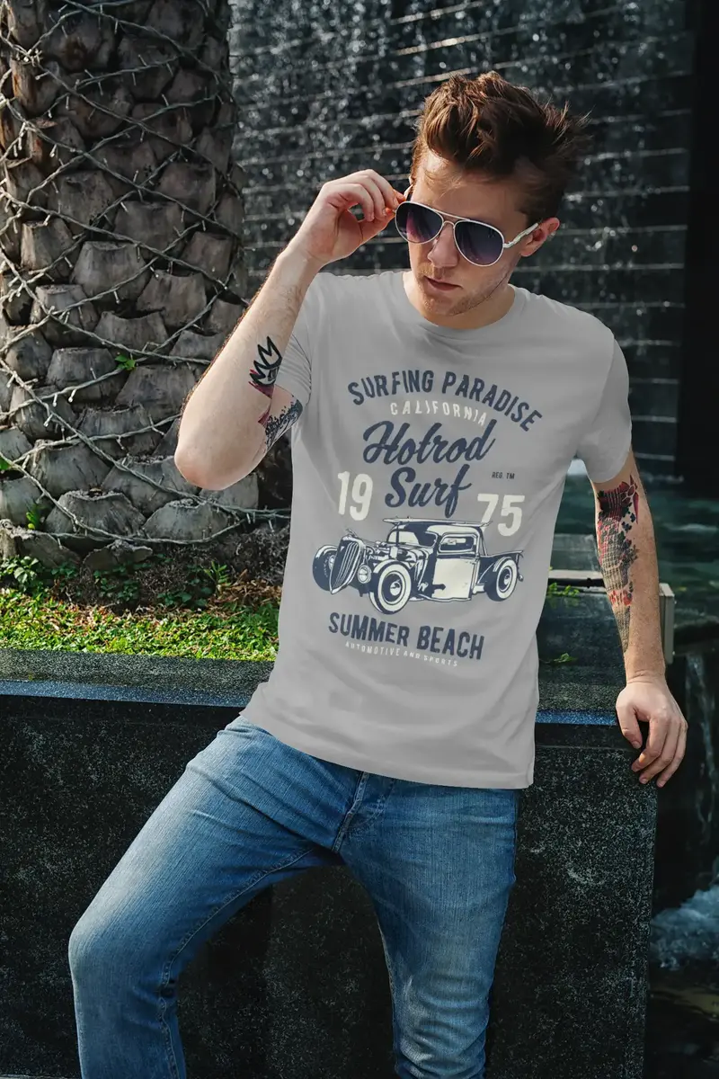 Ultrabasic Men's T-Shirt Surfing Paradise Hotrod Surf 1975 - Summer Beach Tee Shirt 1