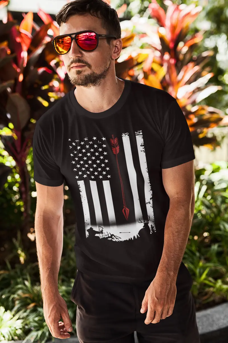 Ultrabasic Men's T-Shirt Us Flag Deer Hunter - Hunter Tee Shirt 1