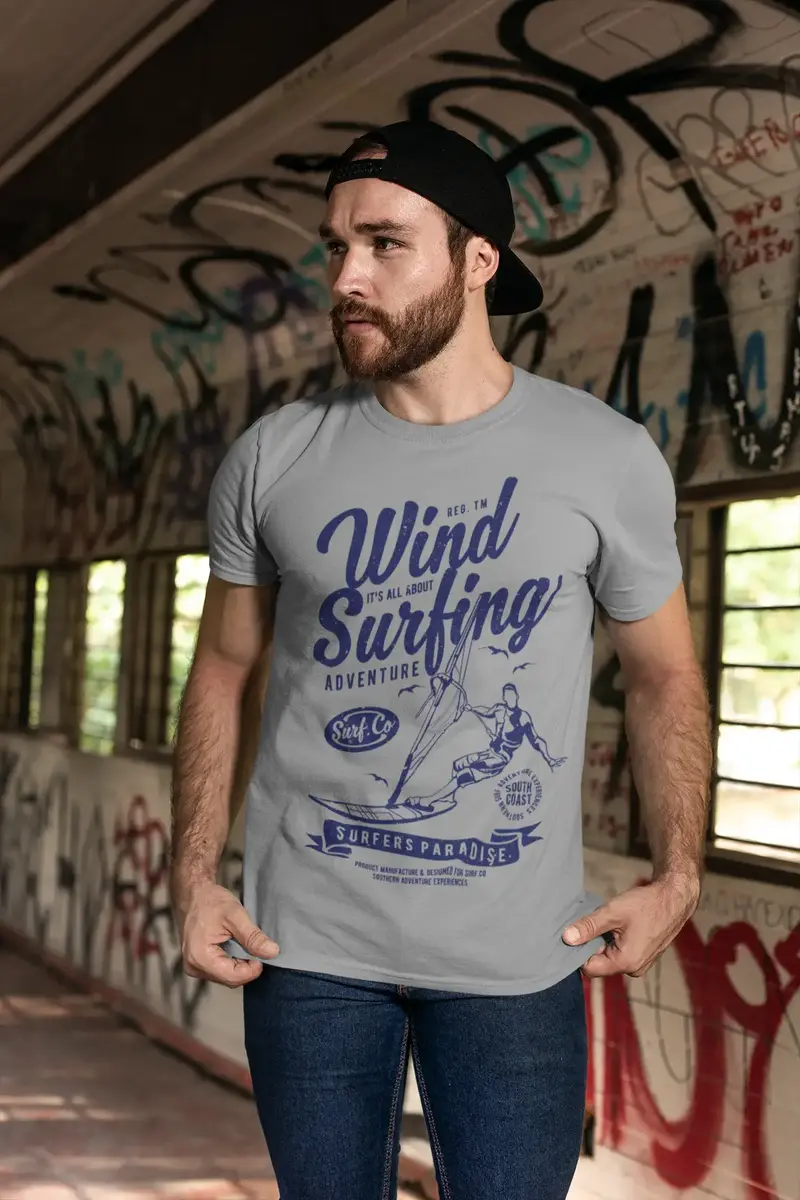 Ultrabasic Men's T-Shirt Wind Surfing Adventure - Surfers Paradise Tee Shirt 1
