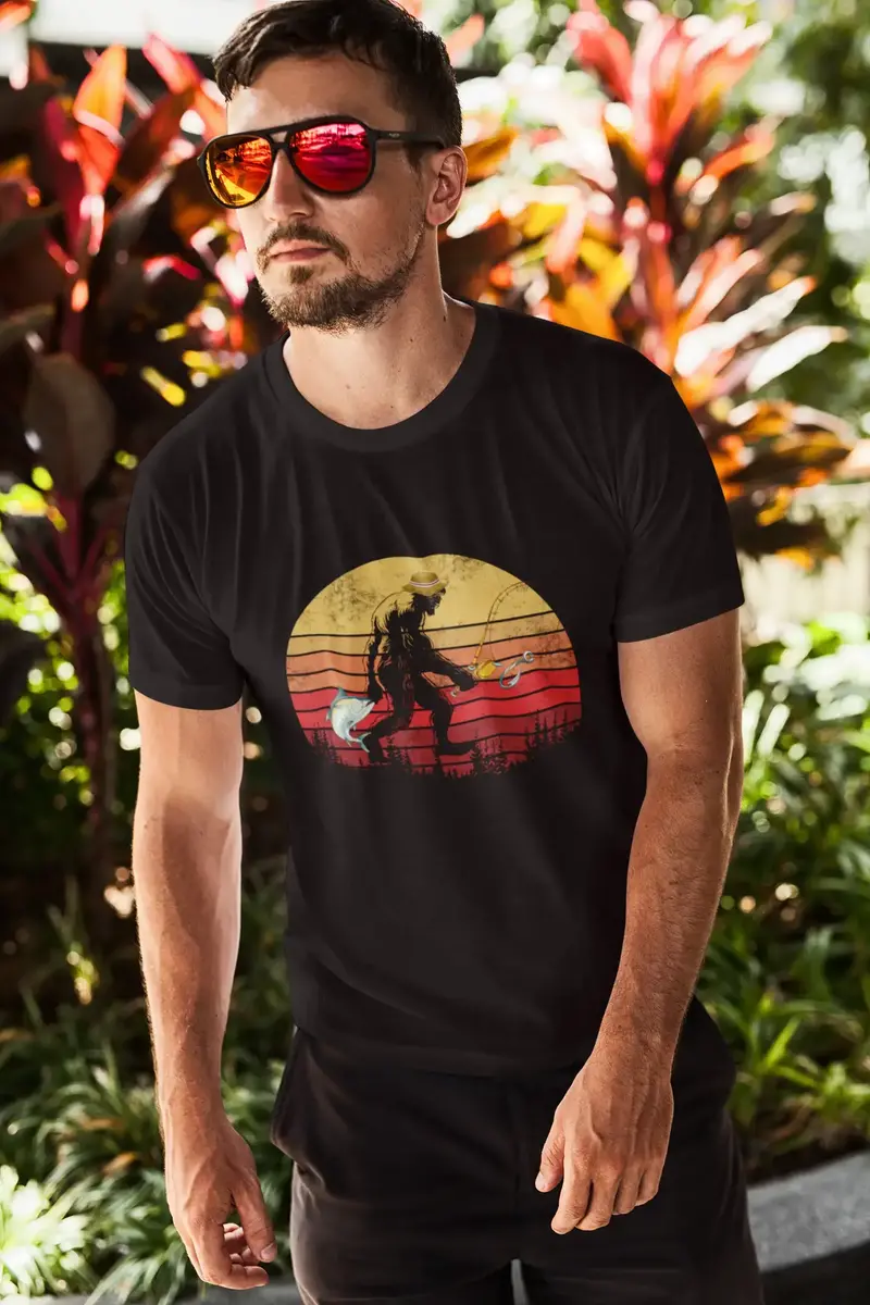 Ultrabasic Men's Vintage T-Shirt Retro Fisherman - Fishing Funny Fish Pole Humor Tee Shirt 1