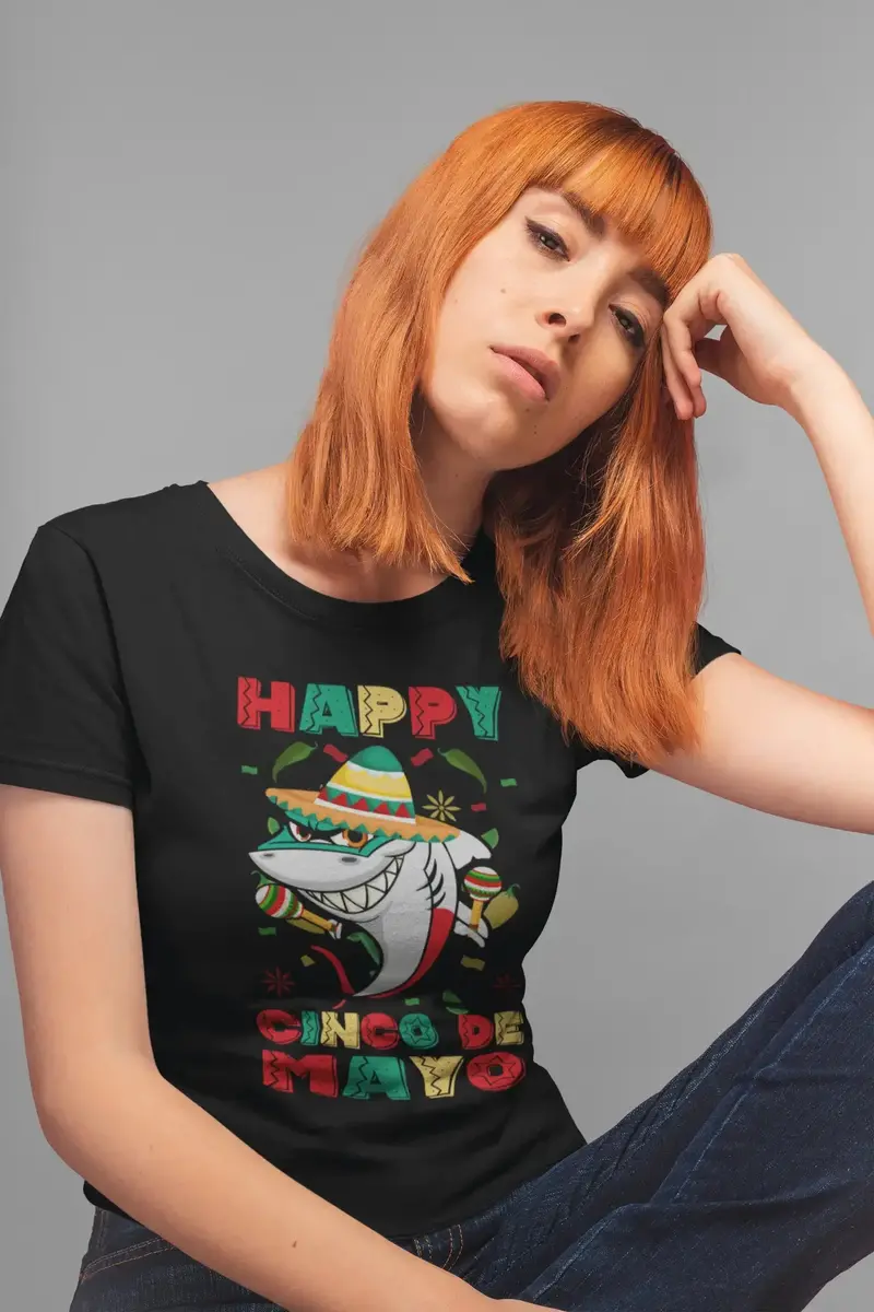 Ultrabasic Women's Organic T-Shirt Happy Cinco De Mayo - Shark With Sombrero - Mexican Party Outfit 1