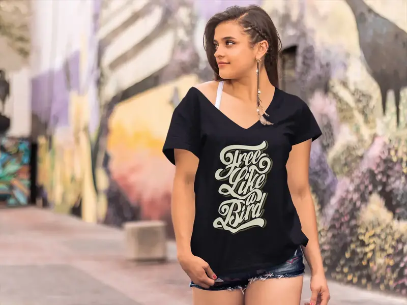 Ultrabasic Women's T-Shirt Free Like A Bird - Slogan Graphic Free Bird Tee 1