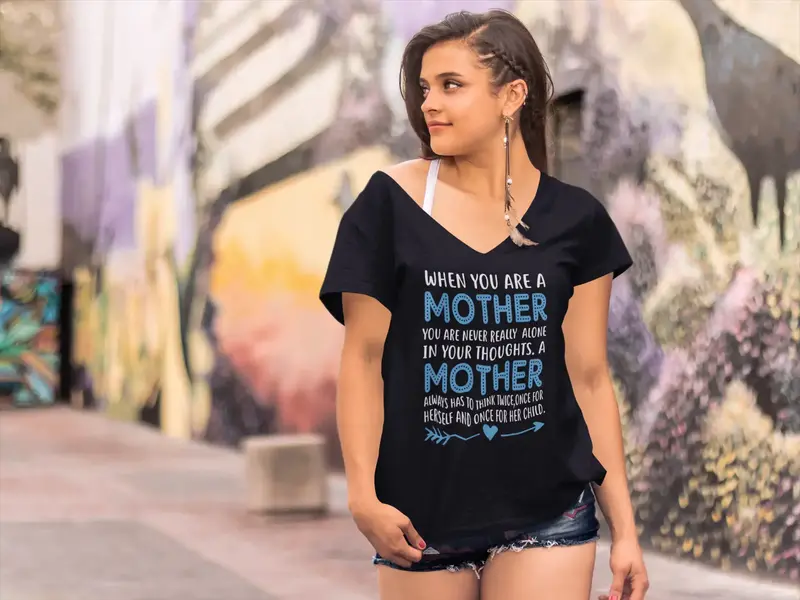 Ultrabasic Women's T-Shirt When You Are A Mother You Are Never Alone - Tee Shirt For Moms 1