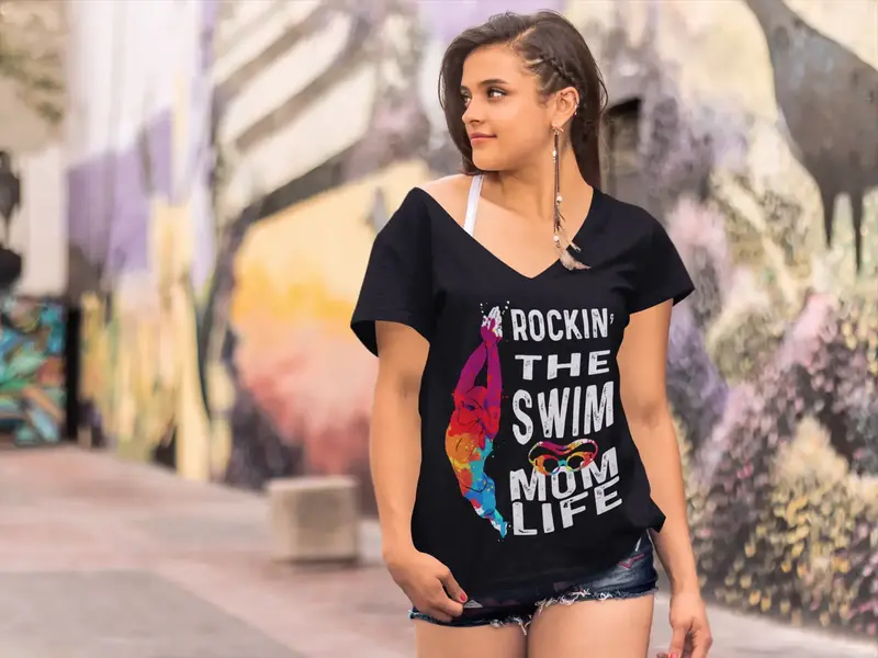 Ultrabasic Women's V-Neck T-Shirt Rockin The Swim Mom Life - Funny Mom's Quote 1